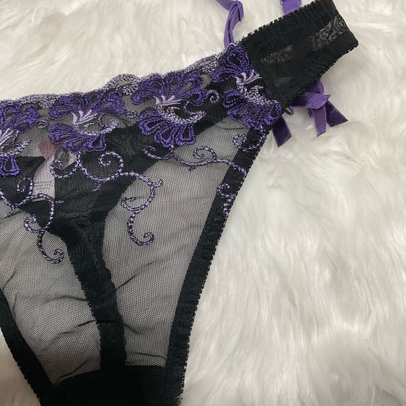 Victoria's Secret Purple and Black Garter and Thong  Set - Picture 2 of 13